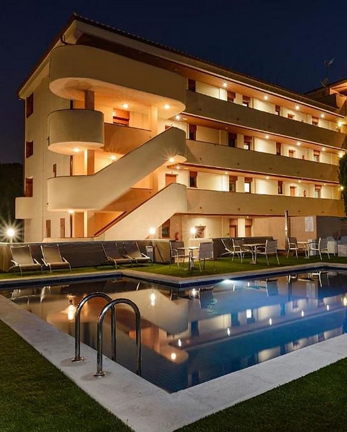 Explora Tossa de Mar con Pandora Hoteles: Tu Mejor Opción de Hospedaje